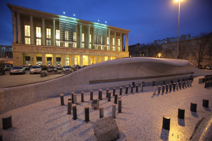 Kiedy zostanie uruchomiona fontanna na placu Dąbrowskiego?