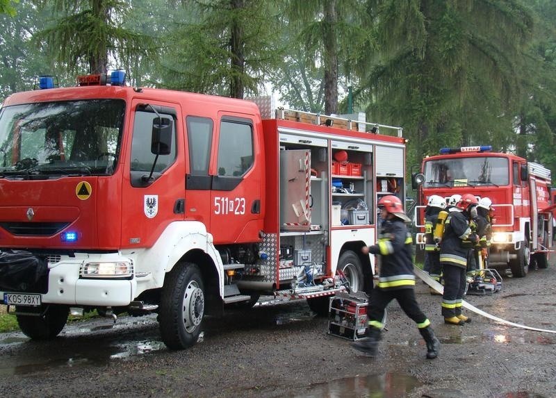 Oświęcim. Gdy liczą się sekundy, karetki tkwią w korkach