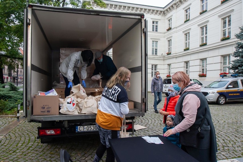 Stało się już tradycją, że gdy zbliżają się obchody...