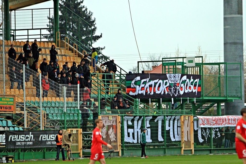 Piłka nożna: Górnik Łęczna pokonał GKS Tychy i kończy rok na pozycji lidera pierwszej ligi (ZDJĘCIA)