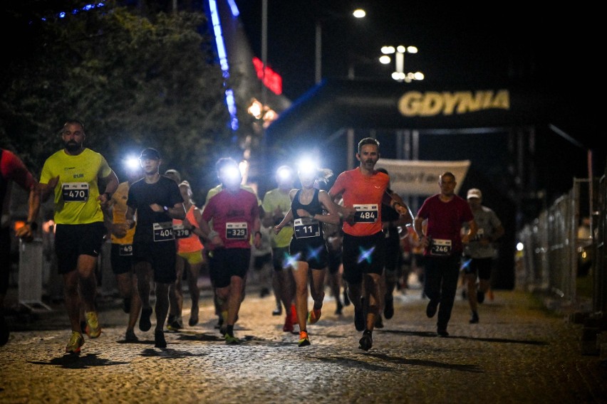 Night Run Gdynia był dla biegaczy z różnych części świata...