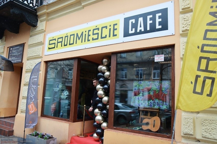 Kawiarnia Obywatelska Śródmieście Cafe działa przy ul. 3...