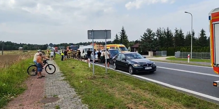 Karambol pod Kłobuckiem W Gruszewni zderzyło się 5 samochodów na DK 43 na ulicy Kłobuckiej w Gruszewni. Spore utrudnienia w ruchu 