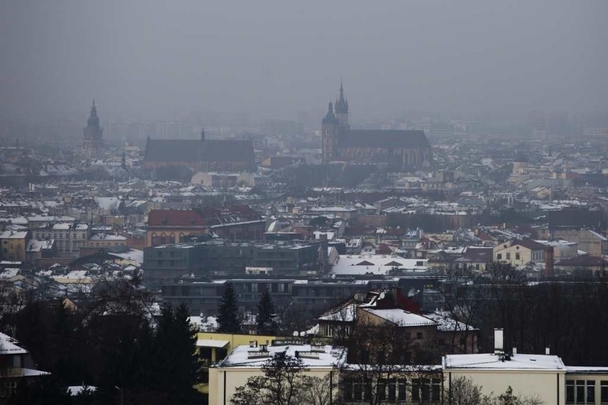 Wczoraj w Krakowie smog nadal był wyraźnie widoczny
