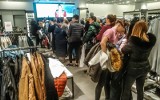 Black Friday 2022. Wyprzedaże, promocje, rabaty w czarny piątek: Zara, Reserved, H&M, Zalando, Bershka, Deichmann, Intimissimi, Sinsay, CCC