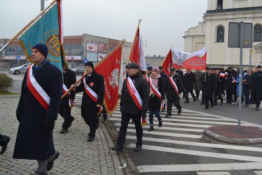 Święto Niepodległości w Częstochowie. Msza święta w Archikatedrze i marsz aleją NMP [ZDJĘCIA]