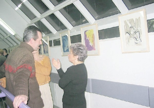 Wystawę pięćdziesięciu litografii Marca Chagalla  można oglądać codziennie w GaleriiDachem  Nieba w godz. 10.00 -18.00 (w soboty do 14.00).  Galeria mieści się w 22. Wojskowym Szpitalu  Uzdrowiskowo-Rehabilitacyjnym przy ul. Wojska  Polskiego 5.