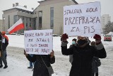 Strajk kobiet w Stalowej Woli po publikacji uzasadnienia wyroku w sprawie aborcji [WIDEO, ZDJĘCIA]