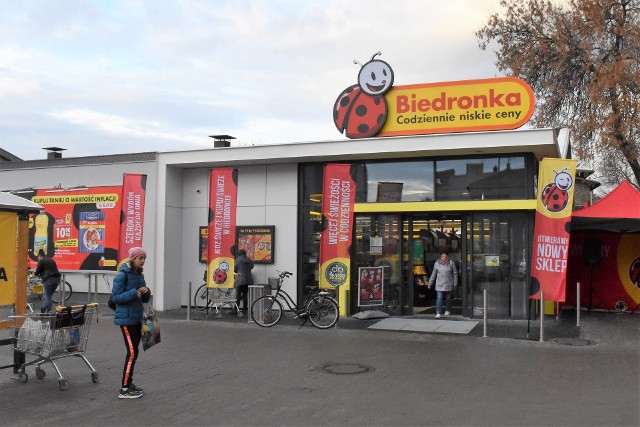 Po gruntownej przebudowie 25 października ponownie otwarto supermarket "Biedronka" przy ul. Świętego Ducha w Inowrocławiu
