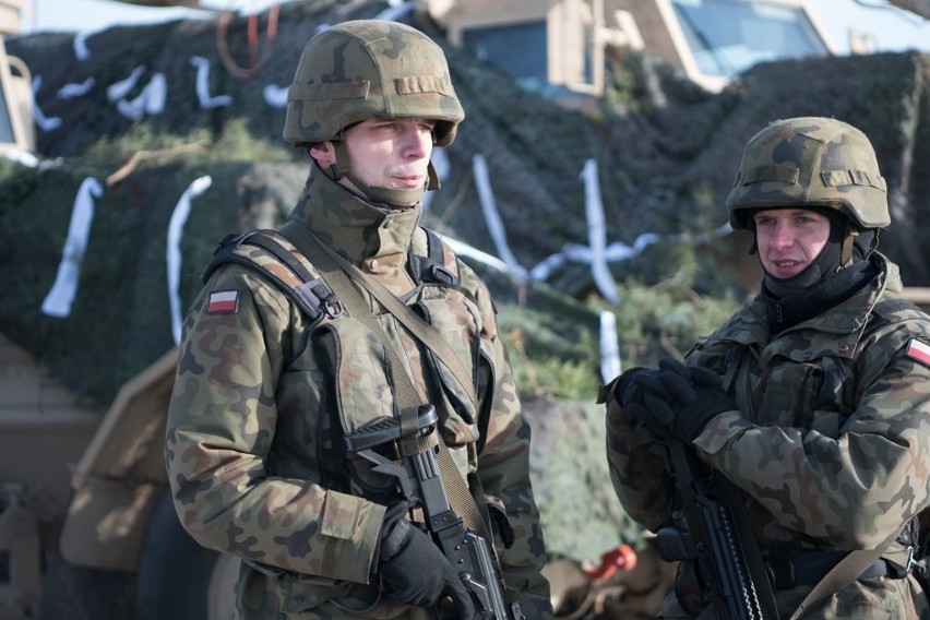 Polsko – amerykańskie szkolenie na poligonie w Żaganiu,...