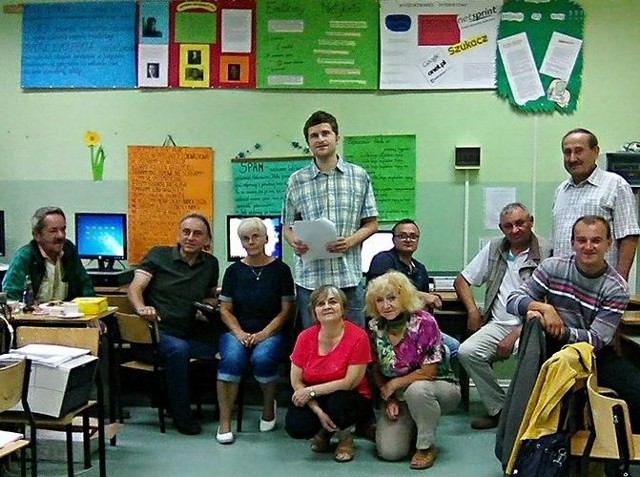 W Radkowie odbywają się bezpłatne szkolenia komputerowe w ramach projektu unijnego.  