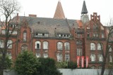 Stare szpitale we Wrocławiu: Burzyć, czy robić w nich lofty? 