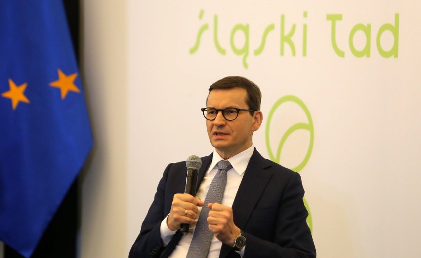 Premier Mateusz Morawiecki oraz minister klimatu i...