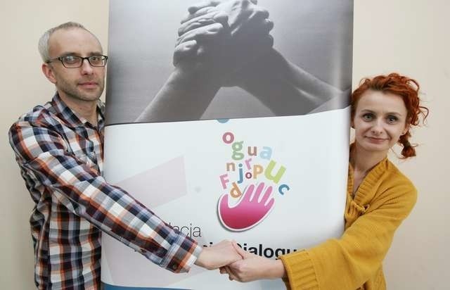 Monika i Janusz Kaźmierczakowie z Fundacji Pracownia Dialogu czekają na torunian z konfliktami w sąsiedztwie lub rodzinie