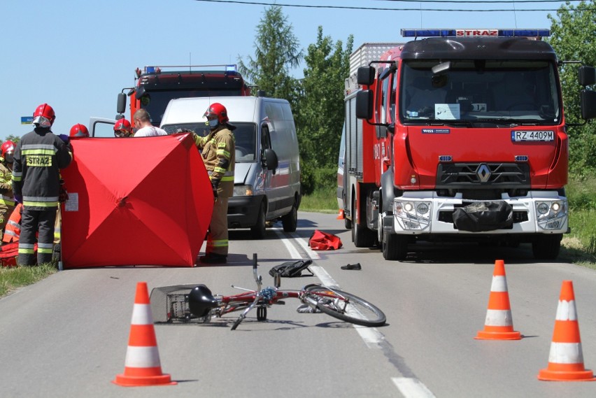 Potrącenie rowerzystki w Tarnobrzegu. Nie żyje 76-letnia kobieta! (ZDJĘCIA, WIDEO)