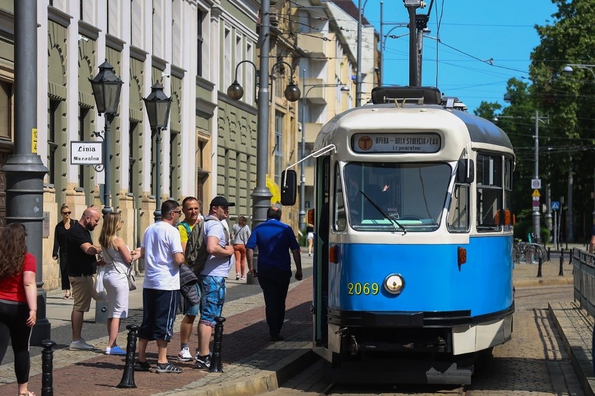 Starsi mieszkańcy zawsze wspominają te pojazdy z...