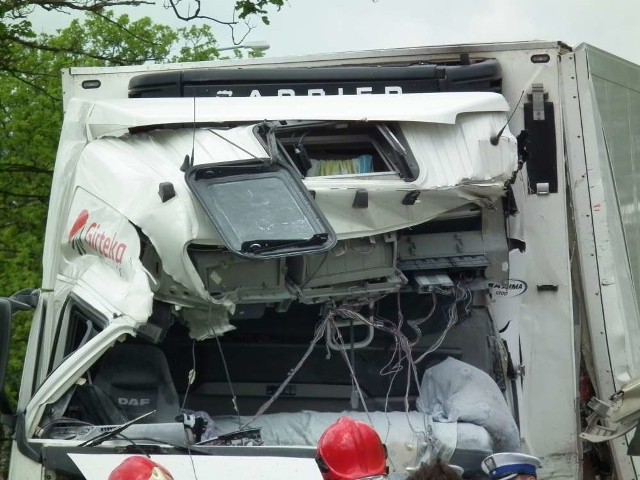 Wypadek pod Tarnowem Podgórnym. Zderzyły się ciężarówki