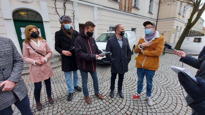 Radnych zjednoczy walka o zielonogórski program...