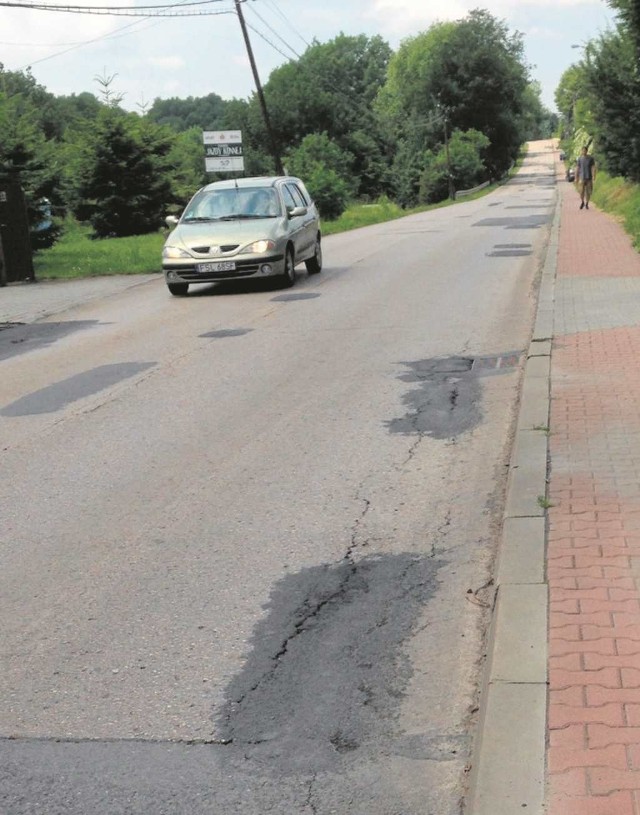 Nie ma wątpliwości, że już najwyższy czas na remont tej drogi