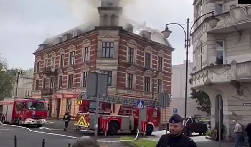 Pożar w Toruniu. Zapaliło się poddasze kamienicy przy ul....