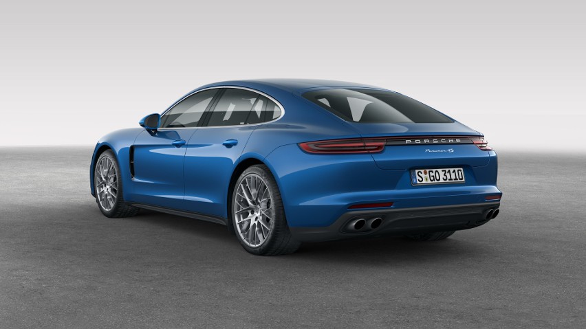 Porsche Panamera...