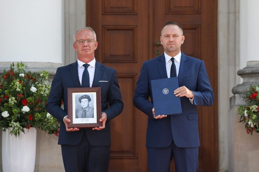 Część szczątków ze Starego Grodkowa i Łambinowic została...