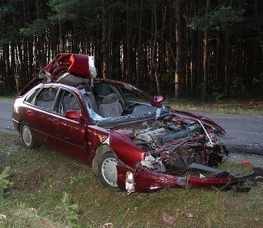 Tą mazda podróżowała rodzina z gminy Różan.