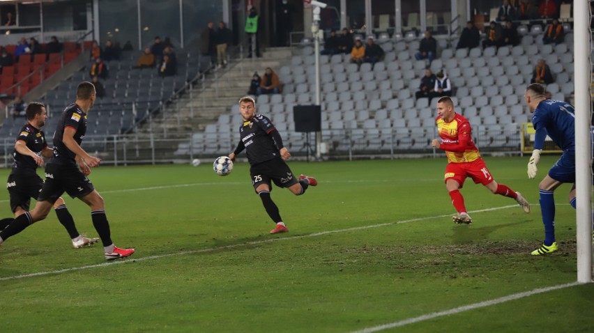 24.11.2021 r. Mecz Fortuna 1. Ligi: Korona Kielce - GKS...