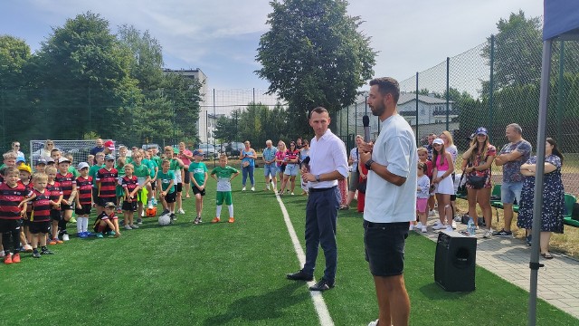 Mateusz Wieteska, piłkarz kadry Polski gościł w Białobrzegach i spotkał się z młodymi zawodnikami z powiatu.