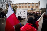 Manifestacja KOD w Białymstoku. Śledczy: Profesor z KOD-u miał nawoływać do zabicia członków rządu