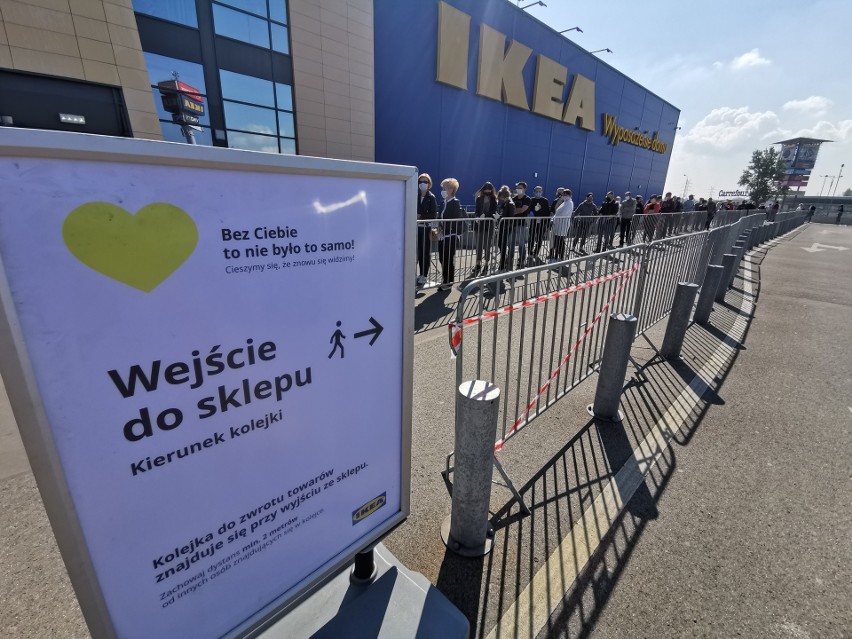 IKEA w Katowicach otwarta. Kolejka do sklepu 4 maja rano...