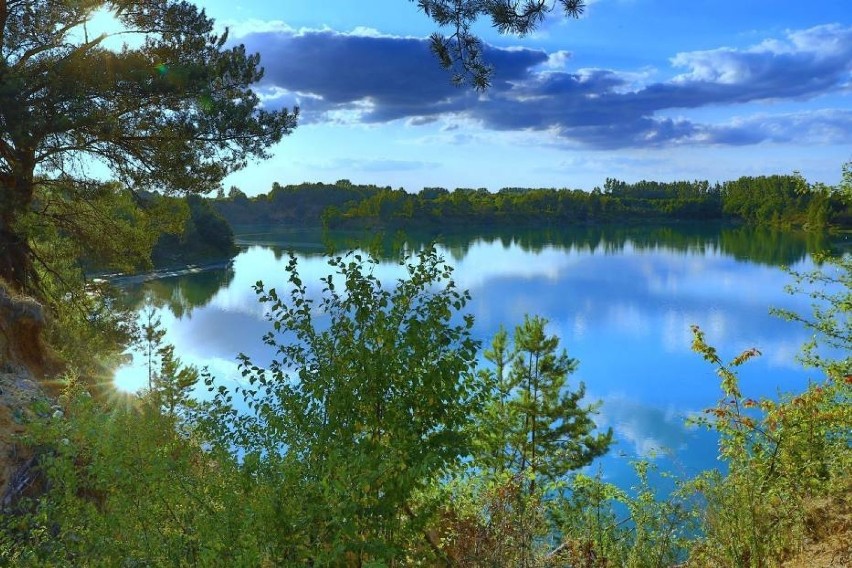 Sulejowskie wapienniki, tzw. turkusowe jezioro (Uwaga! teren...