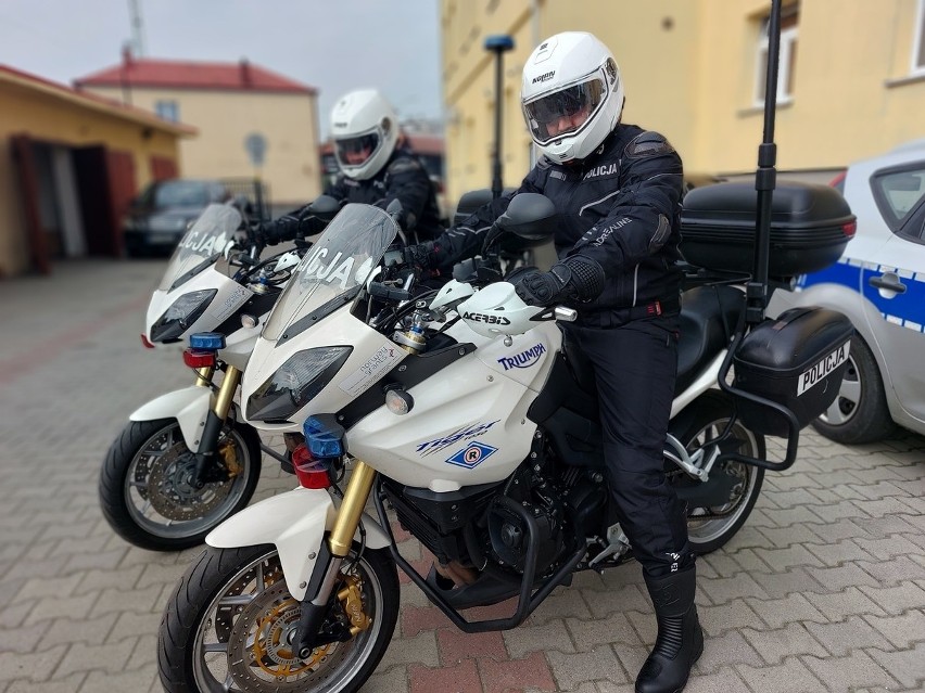 Kolbuszowscy policjanci mają nowe motocykle. Zobaczcie te maszyny [ZDJĘCIA]