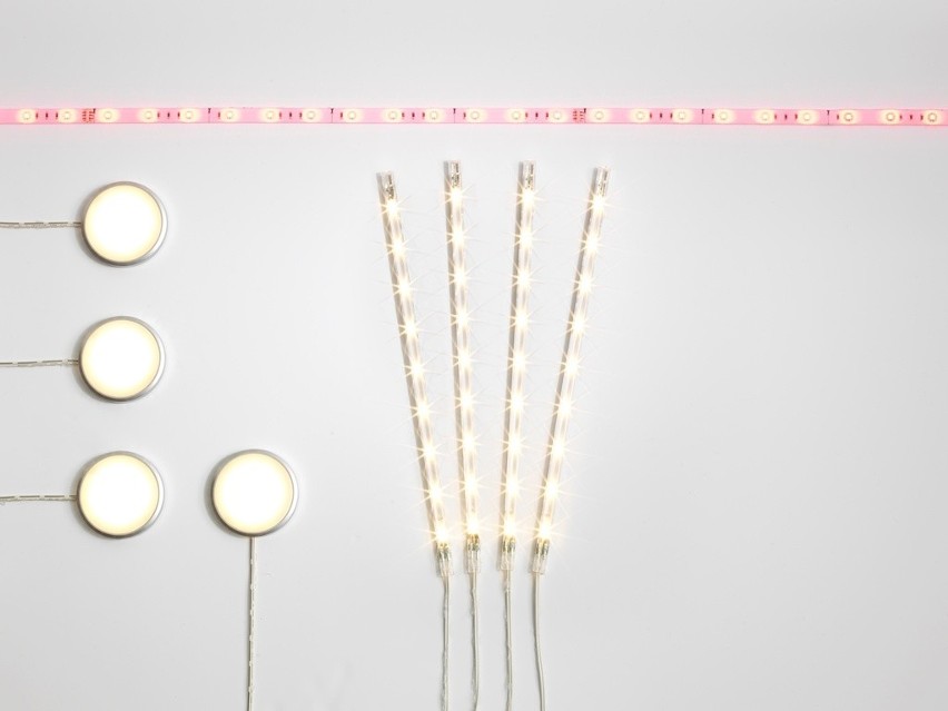 Taśmy LED pozwalają na tworzenie unikalnych kształtów,...