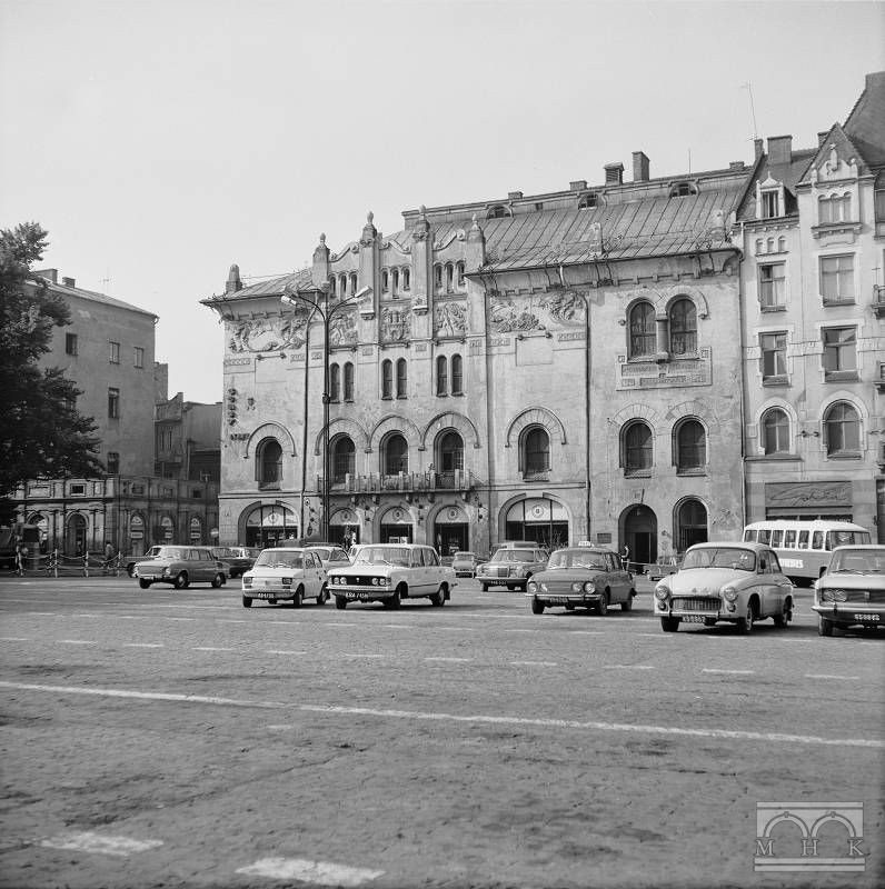 Plac Szczepański...