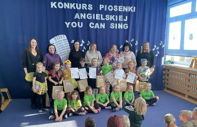 W Przedszkolu Muzyczna Kraina w Inowrocławiu odbył się konkurs piosenki angielskiej. Najlepsi wykonawcy otrzymali nagrody specjalne