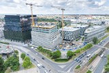 Duża inwestycja w centrum Poznania pnie się w górę. Budynek E na Nowym Rynku rośnie w oczach. Zobacz wyjątkowe zdjęcia z lotu ptaka!
