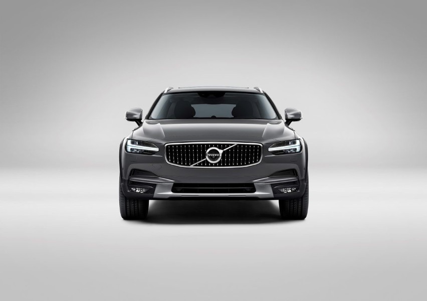 Volvo V90 Cross Country...