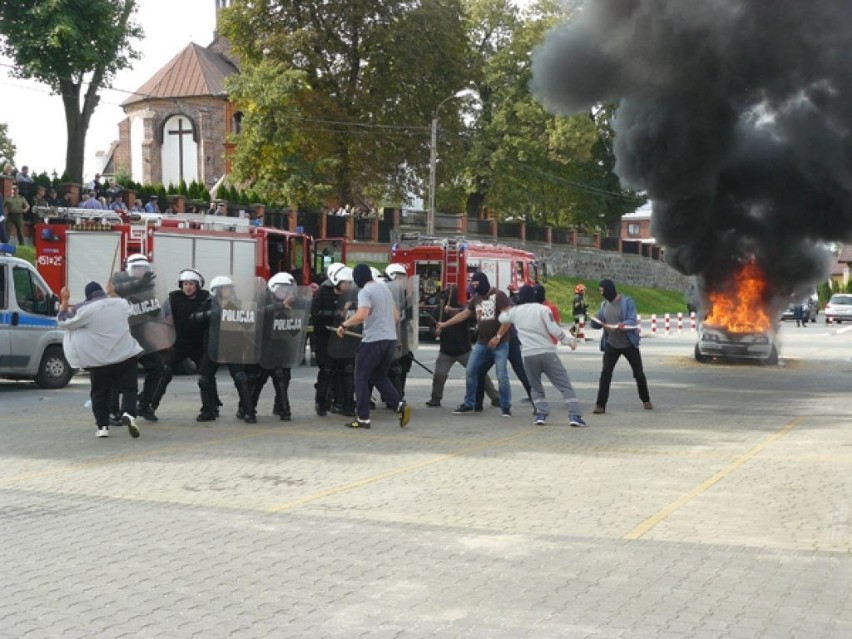  Areszt Śledczy w Grójcu - ćwiczenia na wypadek ataku terrorystycznego (zdjęcia)