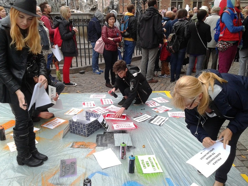 Manifestacja "Uchodźcy Mile Widziani w Gdańsku" [ZDJĘCIA, WIDEO] 