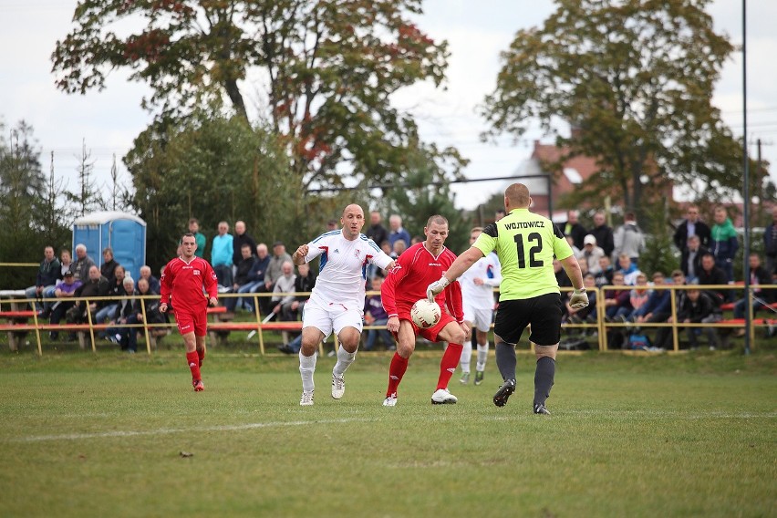 Anioły Garzcegorze – MKS Jantar Ustka 0:1...