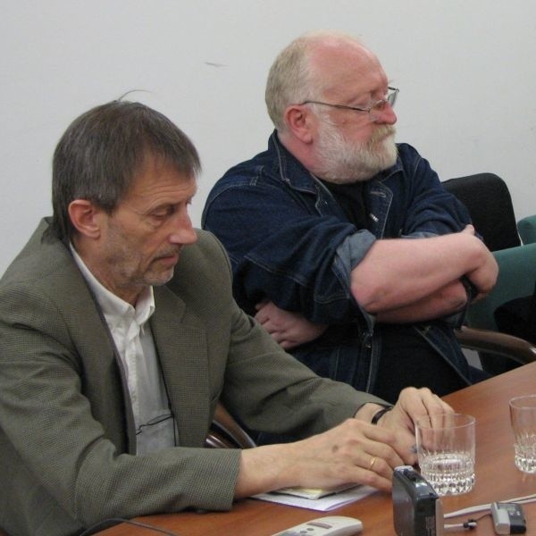 Dr Adam Turecki, wydział architektury PB (po lewej)i Janusz Kaczyński, wiceprezes białostockiego oddziału SARP