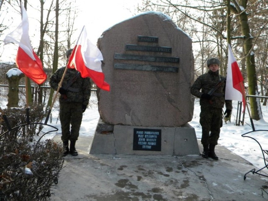 W Pruszczu Gdańskim upamiętnili ofiary Marszu Śmierci [ZDJĘCIA]