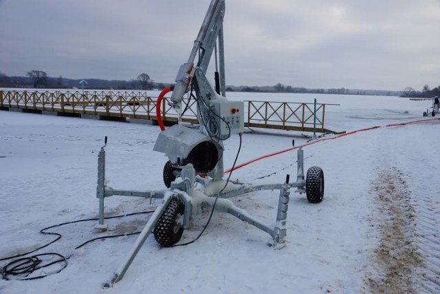 Wypożyczalnia nart na plaży już działa. Są też dośnieżane trasy biegowe na Dojlidach