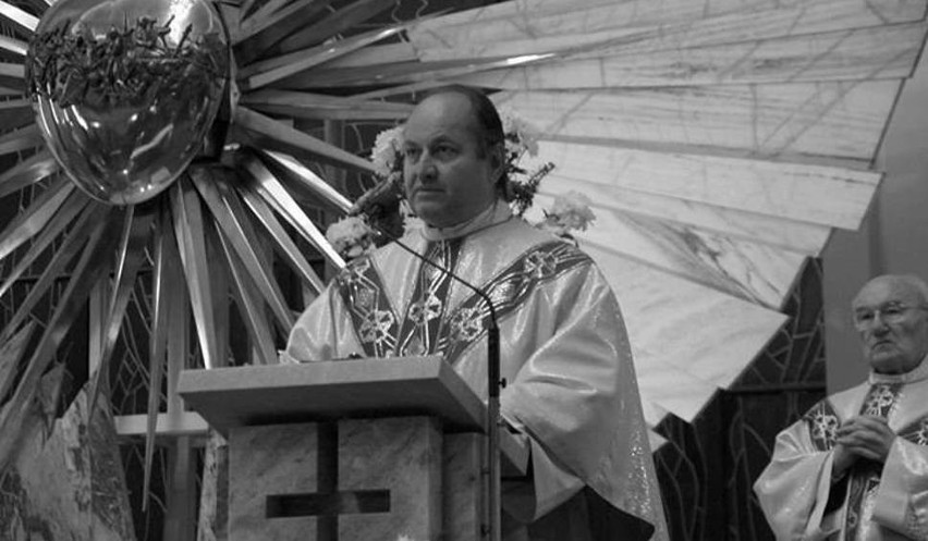 Trwa pogrzeb ks. prałata Jan Delekta, proboszcza rzeszowskiej katedry