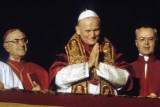 Piotr Dmitrowicz: 45 lat pontyfikatu Jana Pawła II to dziedzictwo dialogu, ducha i nadziei