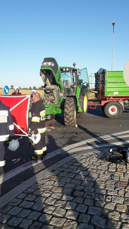 Wypadek na drodze Kuniów - Jasienie. Zginął motocyklista.