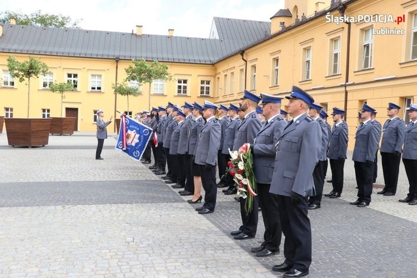 Święto Policji lublinieckiego garnizonu ZDJĘCIA Uroczystości odbyły się na terenie siedziby Zespołu "Śląsk" w Koszęcinie