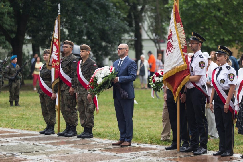 Godzina W na rondzie Solidarności w Słupsku oraz...