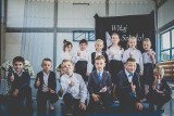 Rozpoczęcie roku szkolnego 2022/2023 w Boruszowicach. To ich początki. Pierwszoklasiści i dzieci z Ukrainy zaczynają nowy etap 
